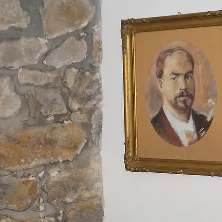 Stambolov 2*